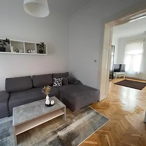 Apartament Szeged Apartman, Segedyn